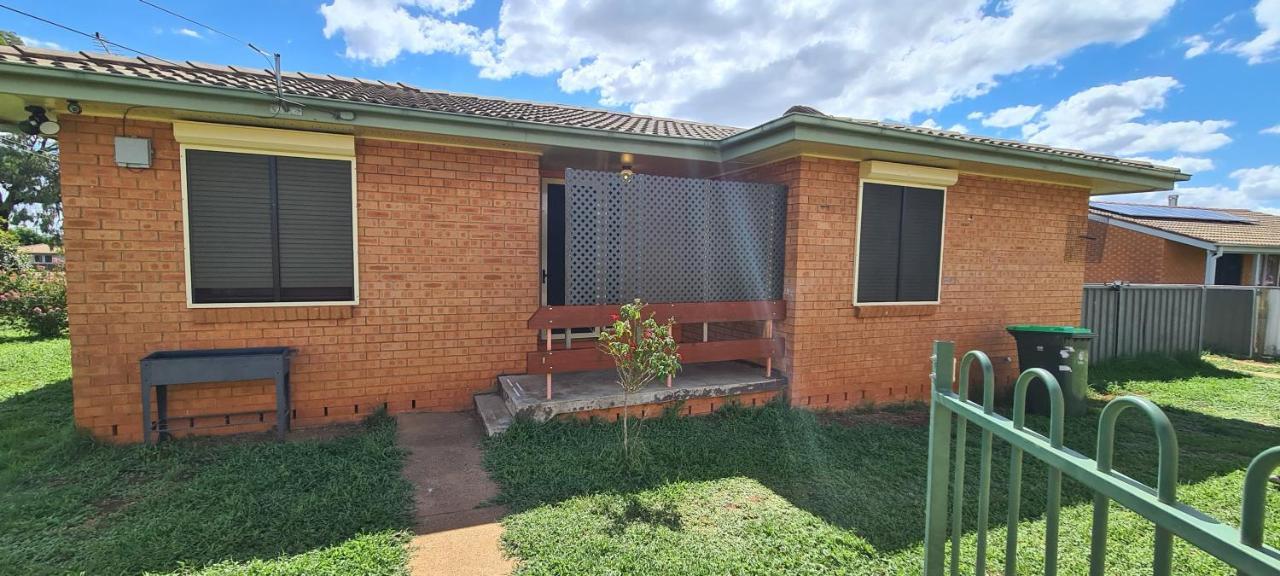 Kubo House Vila Dubbo Exterior foto